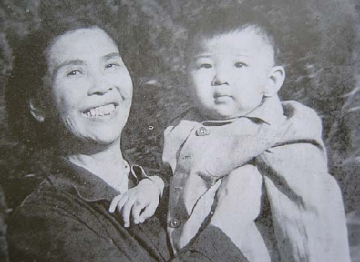 40年李敏來到蘇聯，毛岸青指著毛主席的畫像：你知道這個人是誰嗎