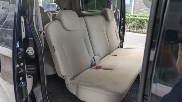 二手日產NV200：有範兒又能幹！全能型JDM“廂式貨車”