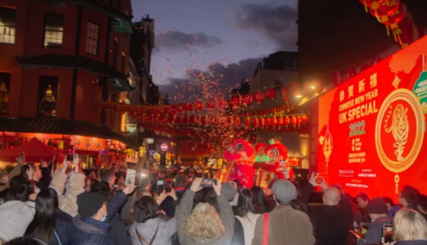 今年英國的中國年，甚至比國內更熱鬧