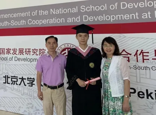 如何培養出北大學霸？這位媽媽有話說：落後的父母，配不上進步的孩子