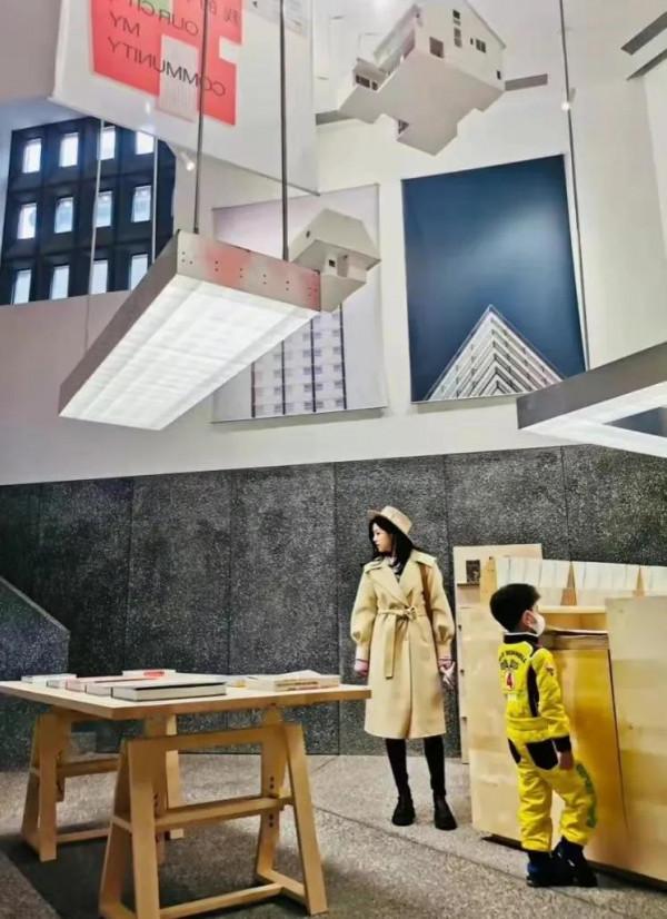 陳妍希帶兒子逛書店 親密互動好暖啊 隔著螢幕都能感覺好幸福 陳妍希帶兒子逛書店 親密互動好暖啊 隔著螢幕都能感覺好幸福