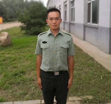 親歷中印衝突、執行特殊任務!四川12位學霸軍人:來自特種作戰旅、空軍、海軍 親歷中印衝突、執行特殊任務!四川12位學霸軍人:來自特種作戰旅、空軍、海軍