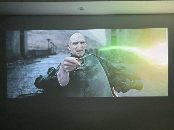 在家盡享影院體驗，大屏+高畫質+好音效—優派BK8超短焦鐳射電視