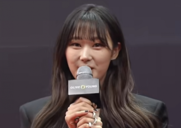 年末舞臺扯下韓娛遮羞布，顏值低、實力差還抄襲，韓國愛豆不行了