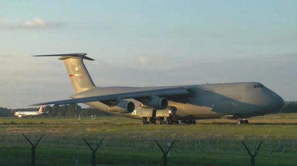 C-5“銀河”運輸機圖集（270圖）
