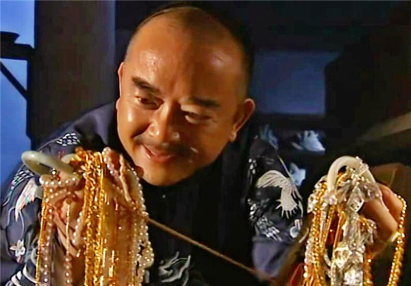 皇帝口中所說“賞萬兩黃金”,真的那麼闊綽嗎?其實並不值錢 皇帝口中所說“賞萬兩黃金”,真的那麼闊綽嗎?其實並不值錢