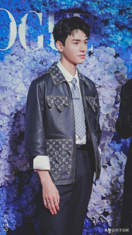 龔俊說《安樂傳》快殺青!楊冪宋茜湯唯等女明星百花爭豔 龔俊說《安樂傳》快殺青!楊冪宋茜湯唯等女明星百花爭豔