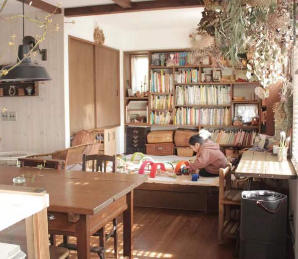 日本主婦帶娃回鄉生活，打造自然原木之家，活成無數人羨慕的樣子