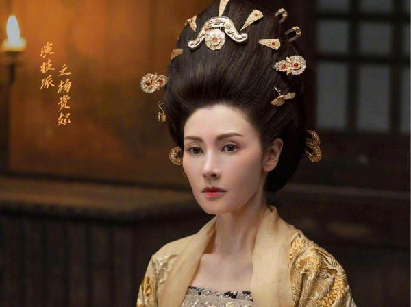 “頂級美人”的尷尬現狀：大多不願自然老去，一個比一個臉僵