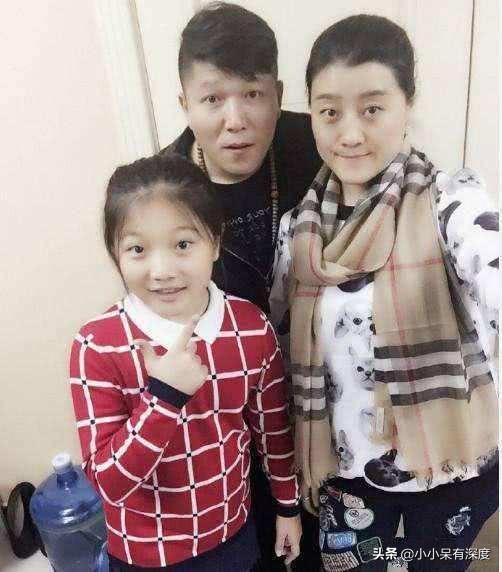 鄉村愛情裡的王雲，原名葛珊珊，她在劇中扮相老成，其實是個80後