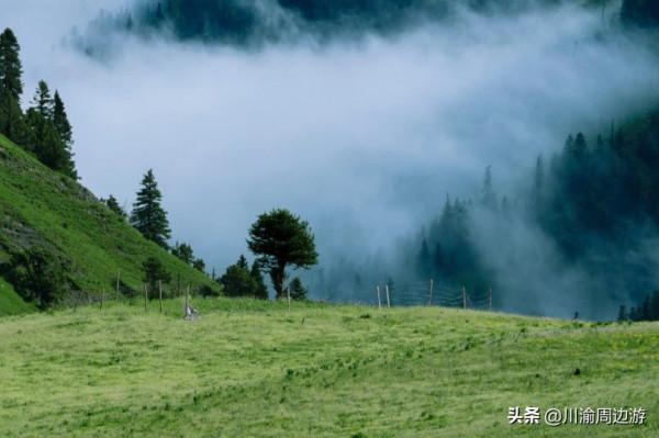 四川又一個“稻城亞丁”，目前還少有人知道，藏在318旁邊