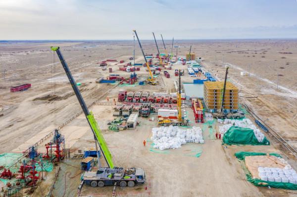 沙漠裡的超級工程!總投資70億,中國在沙漠建“地下糧倉” 沙漠裡的超級工程!總投資70億,中國在沙漠建“地下糧倉”