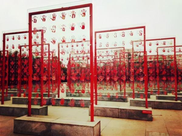 樊建川:辭職副市長,瘋狂變賣資產,只為花80億“收破爛”? 樊建川:辭職副市長,瘋狂變賣資產,只為花80億“收破爛”?