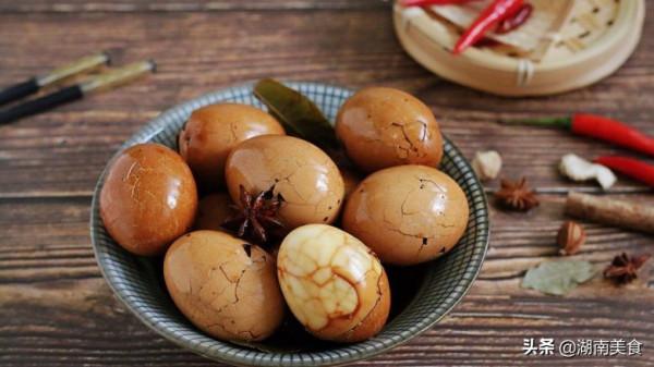 教你五香茶葉蛋做法，茶香濃郁，鮮嫩入味，學會都可以擺攤了