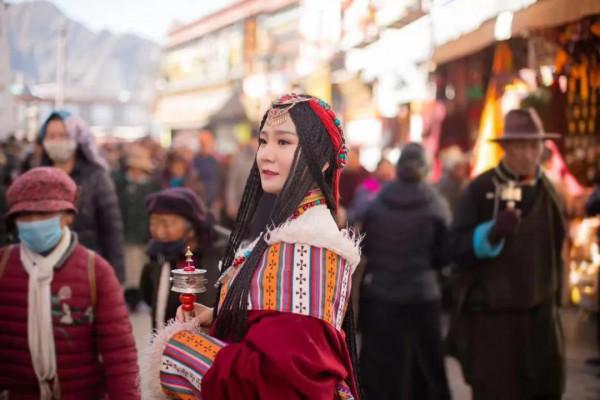 自從你去西藏,你就變了 自從你去西藏,你就變了