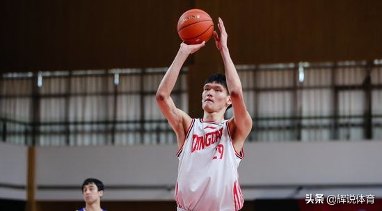 只是強拉鴨子上架，這些球員目前還不夠格打cba