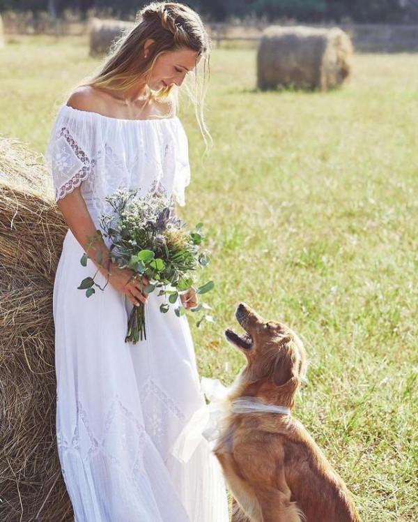 凱特王妃弟弟婚禮照曝光，二姐皮帕入鏡，新娘穿41年前婆婆的婚紗