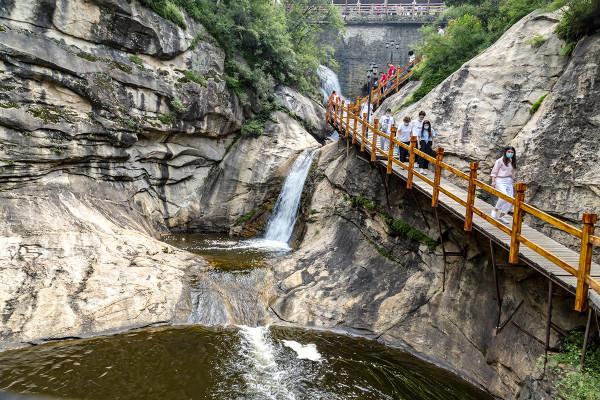 中秋節去清涼谷赴一場山水之約——好玩不累一日遊的攻略