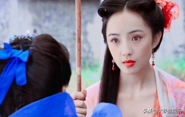 矯揉造作就別演軍旅劇了,這8位女星告訴你,什麼叫颯爽軍人氣質 矯揉造作就別演軍旅劇了,這8位女星告訴你,什麼叫颯爽軍人氣質