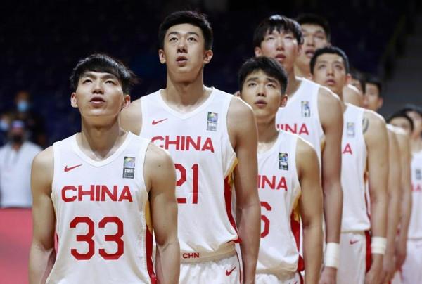 官宣!易建聯落選,中國男籃公佈16人集訓名單,杜鋒解釋選人原因 官宣!易建聯落選,中國男籃公佈16人集訓名單,杜鋒解釋選人原因