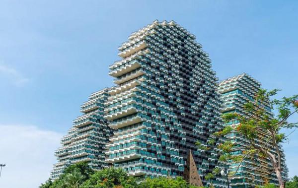 三亞美麗之冠大樹酒店,投資上100億元:住一晚只需要幾十元 三亞美麗之冠大樹酒店,投資上100億元:住一晚只需要幾十元