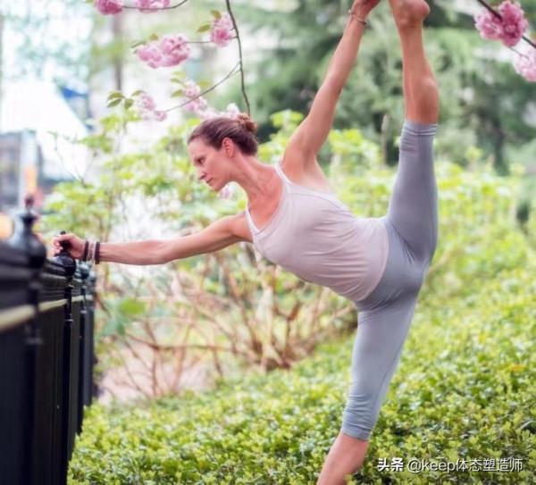 開髖有沒有技巧可尋?瞭解動作中的微妙之處,讓瑜伽練習更加順暢 開髖有沒有技巧可尋?瞭解動作中的微妙之處,讓瑜伽練習更加順暢