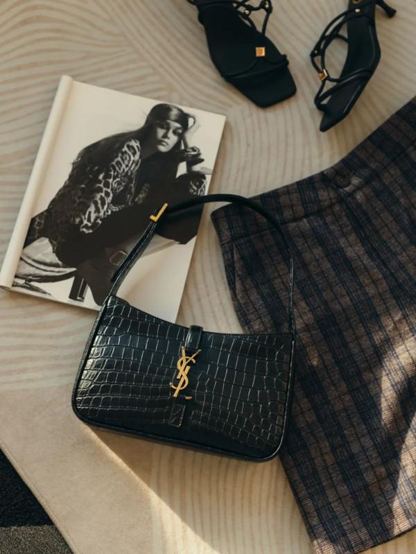 買了一櫃子包，利用率最高的是這幾個