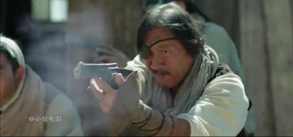 丈夫兒子慘遭土匪殺害，女人苦練成神槍手，走上覆仇之路！國產片