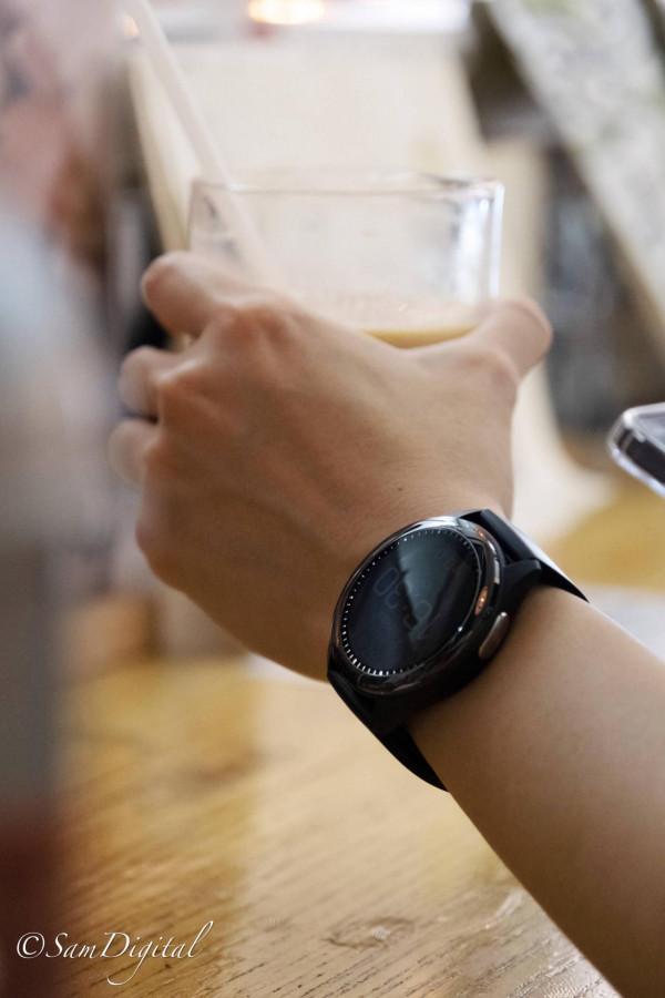 腕上也有了專屬健康管家：華碩健康手錶2開箱測評