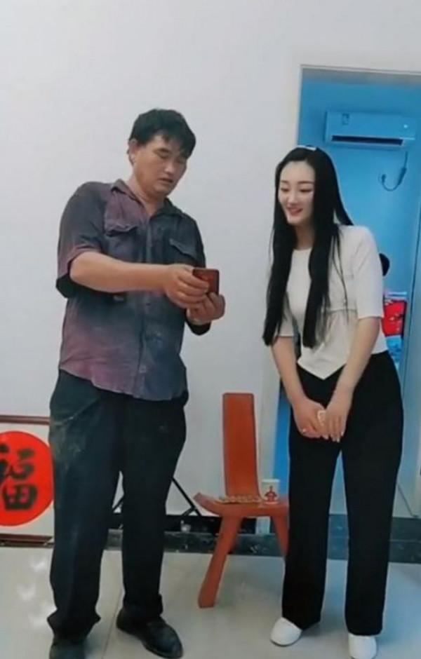 大衣哥為兒媳婦發聲 大衣哥為兒媳婦發聲