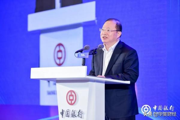 中行副行長鄭國雨赴任工行,去年薪酬71萬元 中行副行長鄭國雨赴任工行,去年薪酬71萬元