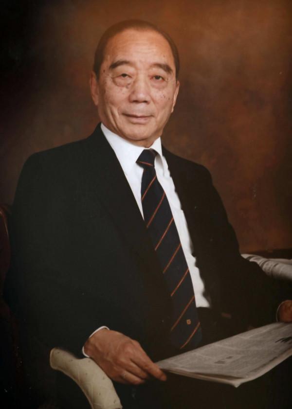 2021年離世的8位豪門大佬，每一位的人生經歷都堪稱傳奇