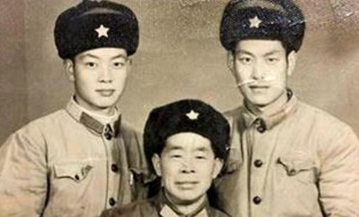 紅軍時期他是主力師師長，抗戰時是陳錫聯副手，授銜時卻只是中將