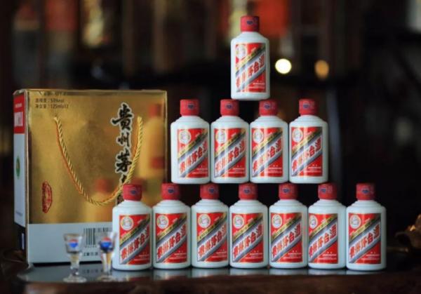 中秋節前茅臺價格突然暴跌？每逢過節大漲的茅臺為啥突然大跌了？