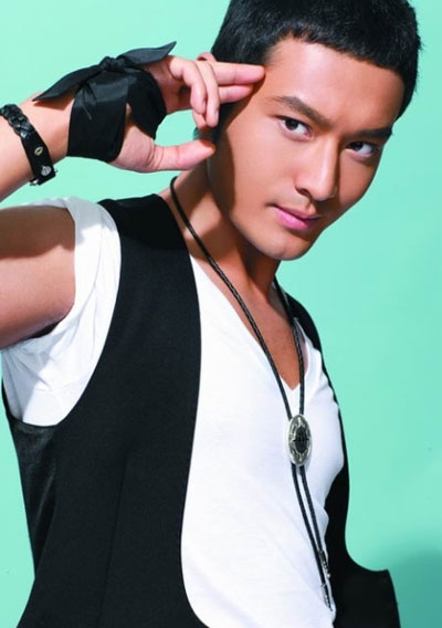 人前體面，人後畸形，這5位瘦成紙片人的明星，比你想象的誇張