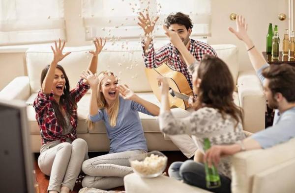 電視將在不久後消失?很多年輕人的客廳,連電視都不要了 電視將在不久後消失?很多年輕人的客廳,連電視都不要了