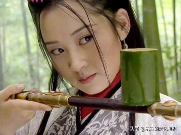 笑傲江湖：嶽不群練成了辟邪劍法，為什麼還是打不過令狐沖