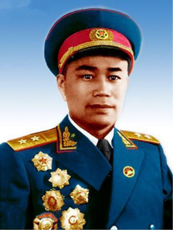 75年鄧小平經過南京，直接找來肖永銀：永銀，你恐怕要離開南京了