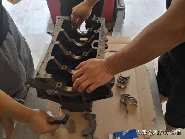 大眾高爾夫1.4T差點開報廢，燒機油、燒防凍液、缺缸大修一次解決