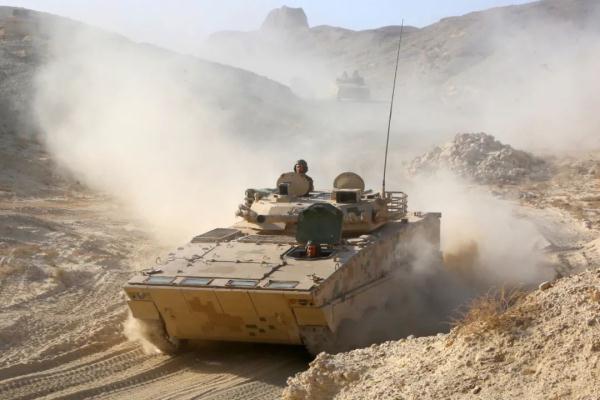 雪花紛飛天，正是練兵時，帶你體驗“沉浸式”冬訓