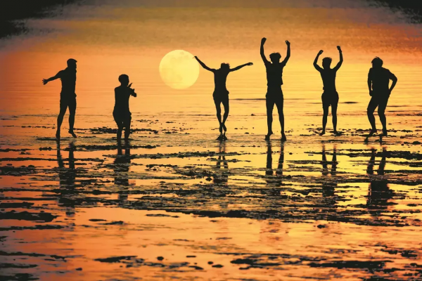 張藝謀一生的堅持,終究是敗在了他的手下,成也是他敗也是他 張藝謀一生的堅持,終究是敗在了他的手下,成也是他敗也是他