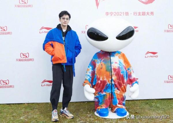 黃曉明楊穎終究是離了，所謂的世紀婚禮也是雲煙