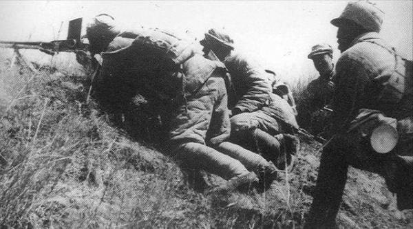 《集結號》上映，穀子地原型已去世3年，老連長愧疚：就沒有吹號