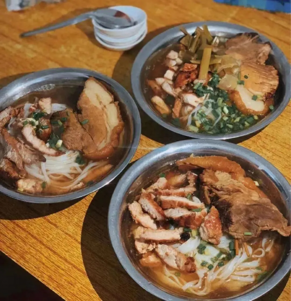 北海隔壁，廣西這座安逸老城！高鐵直達，嗦粉水果自由，早該火了