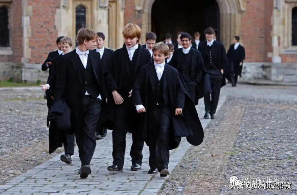 英國貴族私校曝“強姦文化”：5000多條證詞指控羞辱性侵霸凌！