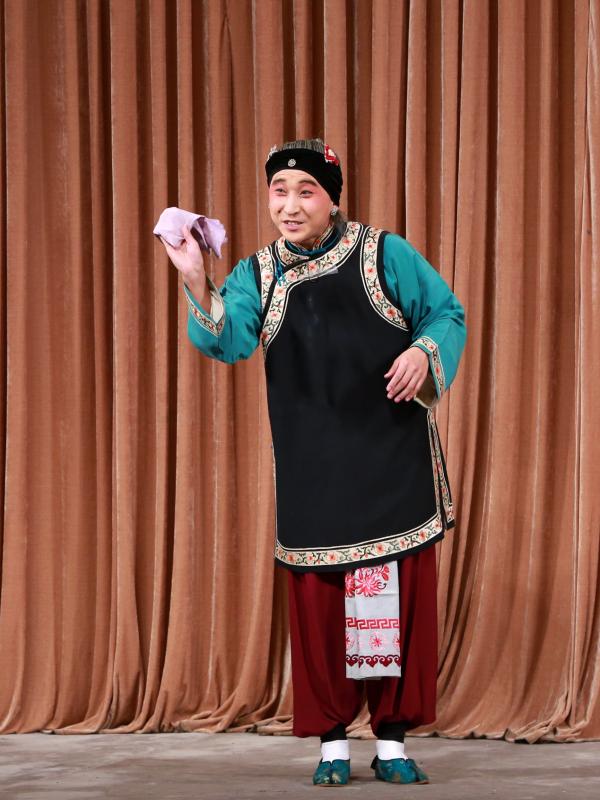 因容嬤嬤一角走紅，被稱為&quot;童年陰影&quot;的老戲骨李明啟，現狀如何？