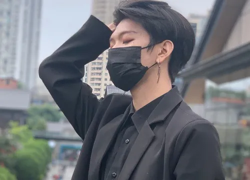 潘南奎整容失敗不敢露面,整天戴口罩出門,卻被七鶴粉絲抵制 潘南奎整容失敗不敢露面,整天戴口罩出門,卻被七鶴粉絲抵制