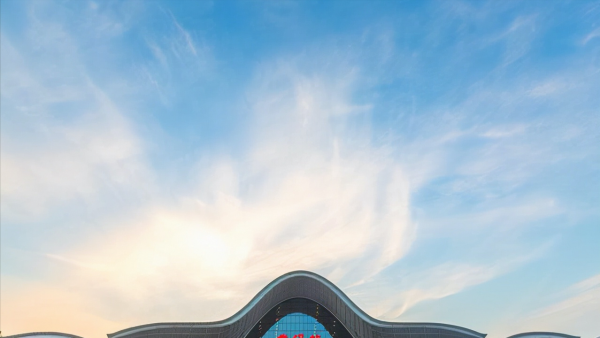 可以提前6個小時進高鐵站嗎？火車站過夜是怎樣的體驗，你有過嗎