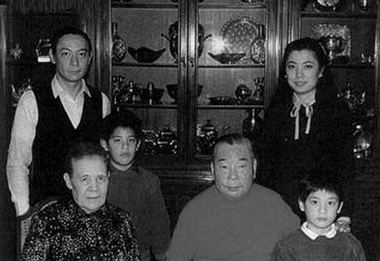 96年國民黨拒絕“兩蔣”移靈大陸，蔣孝勇坦言：父親晚年看錯了人