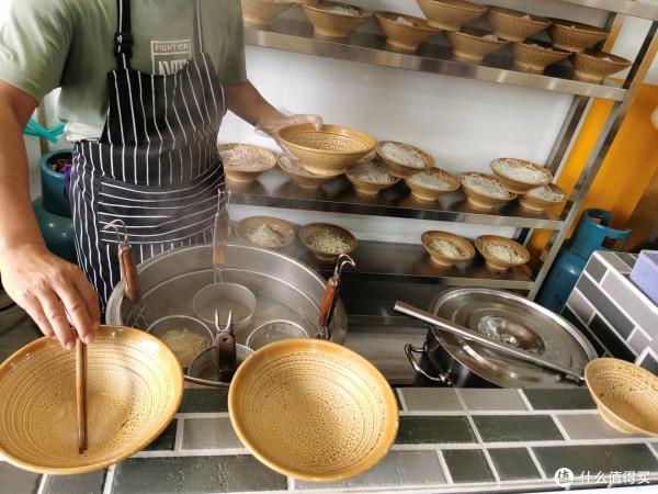 旅行就要邊走邊吃：舌尖上的昆明，盤點我在昆明吃到的各種美食